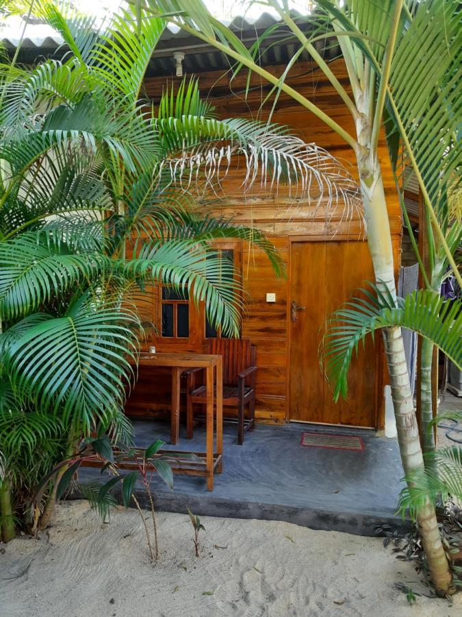 Eagle Resort Arugambay Arugam Bay Exterior foto
